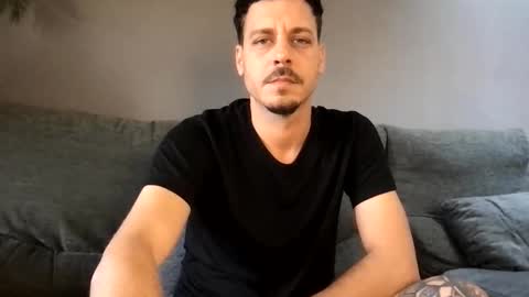 rawspn online show from April 21, 9:37 am