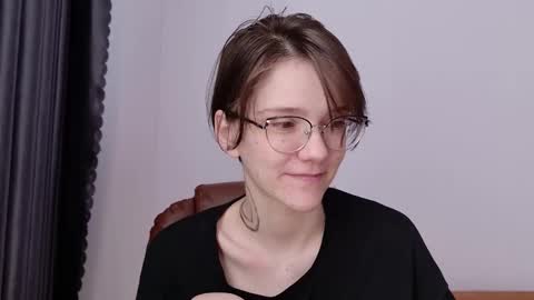 Ray-Ray online show from March 19, 2:48 am