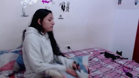 ask us online show from April 4, 9:12 pm