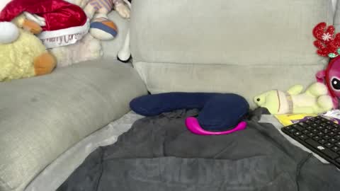 Ray  online show from December 14, 12:21 pm