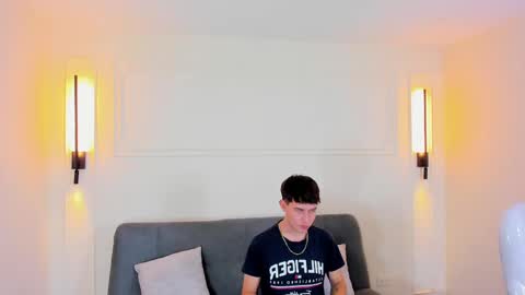 YE online show from November 20, 2:17 pm