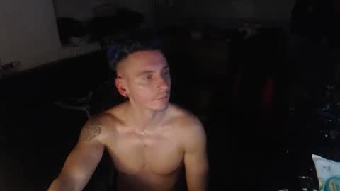 Rayzel online show from November 13, 10:41 pm