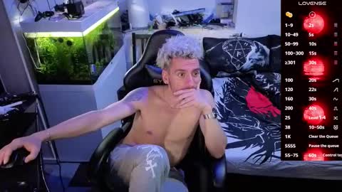 Rayzel online show from February 23, 1:36 am