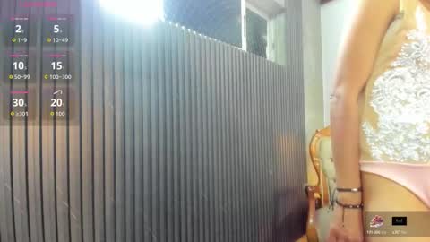 rebeca_2 online show from November 13, 12:15 pm