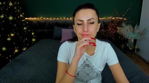 Snapshot of rebecca_diamonds chatting on January 12, 3:14 pm rebecca_diamonds online show from January 12, 3:14 pm