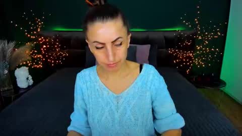 rebecca_diamonds online show from November 17, 6:41 am