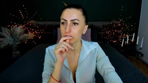 rebecca_diamonds online show from February 22, 6:57 am