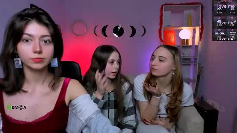 rebecca_smile_ online show from February 3, 2:00 pm