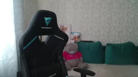 RebesaOlset online show from January 26, 10:34 am