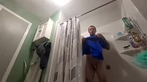 Snapshot of recka810 chatting on December 3, 11:14 pm recka810 online show from December 3, 11:14 pm