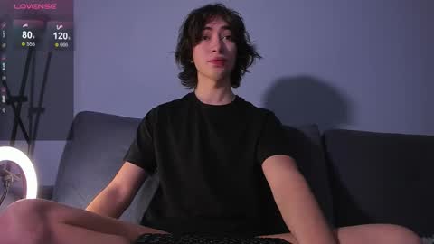 Alan online show from December 4, 5:50 am