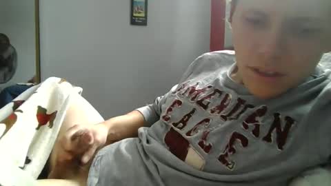 Snapshot of red22178 chatting on February 14, 8:26 pm red22178 online show from February 14, 8:26 pm