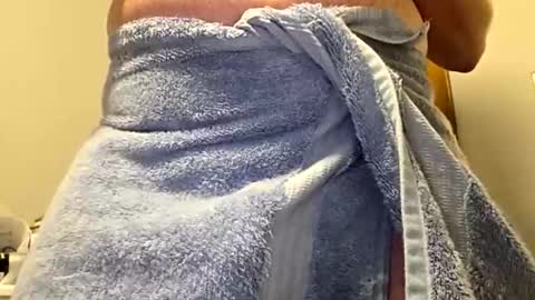 Snapshot of red24devils chatting on November 17, 9:42 pm red24devils online show from November 17, 9:42 pm