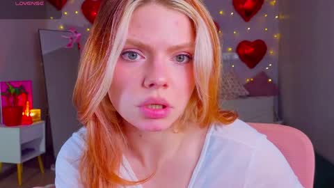 red__candy online show from March 25, 3:29 pm