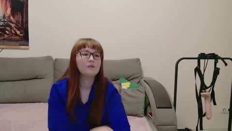 Snapshot of red_fox777 chatting on November 10, 3:33 pm Lisa online show from November 10, 3:33 pm