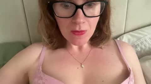 Rosie online show from February 15, 1:20 pm