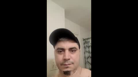 Snapshot of red_hot_peppers chatting on February 22, 6:06 am red_hot_peppers online show from February 22, 6:06 am