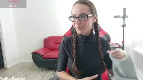 Red Hot Rachael online show from April 20, 3:37 pm
