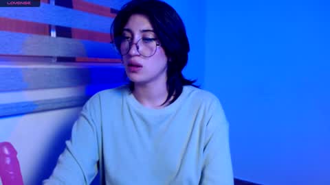 Snapshot of red_moonn chatting on December 12, 4:53 pm IG OF red moonn online show from December 12, 4:53 pm