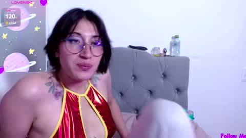 Snapshot of red_moonn chatting on March 12, 5:17 pm IG OF red moonn online show from March 12, 5:17 pm