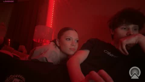 red tropi online show from January 18, 10:57 pm