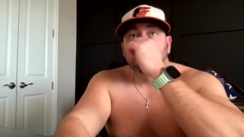 Snapshot of redbull1414 chatting on December 3, 10:51 pm RedBull online show from December 3, 10:51 pm