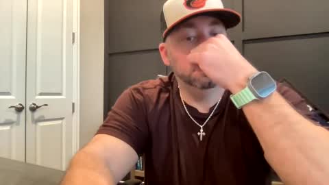 Snapshot of redbull1414 chatting on December 5, 1:38 pm RedBull online show from December 5, 1:38 pm