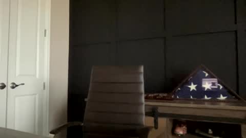 Snapshot of redbull1414 chatting on December 7, 5:53 pm RedBull online show from December 7, 5:53 pm