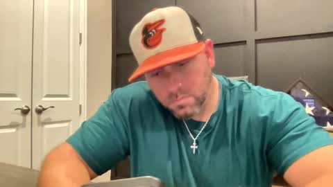 Snapshot of redbull1414 chatting on December 13, 10:23 pm RedBull online show from December 13, 10:23 pm