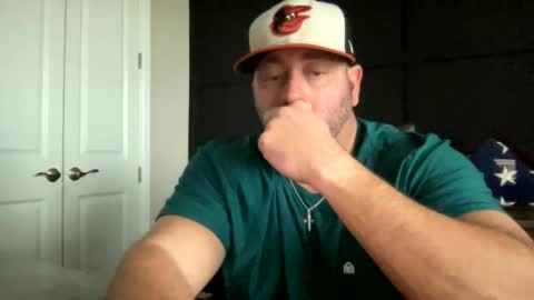 Snapshot of redbull1414 chatting on December 17, 9:49 pm RedBull online show from December 17, 9:49 pm