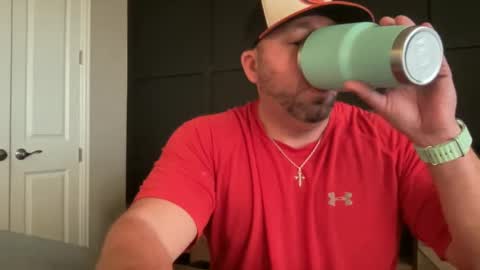 Snapshot of redbull1414 chatting on January 14, 11:37 pm RedBull online show from January 14, 11:37 pm