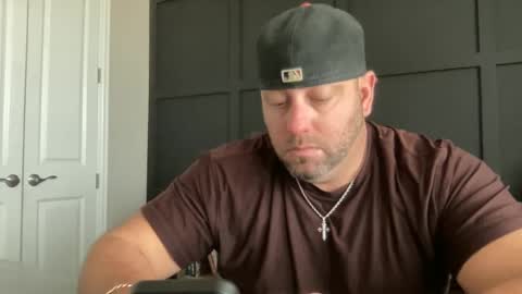 Snapshot of redbull1414 chatting on January 20, 6:32 pm RedBull online show from January 20, 6:32 pm