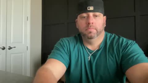 Snapshot of redbull1414 chatting on January 26, 3:47 pm RedBull online show from January 26, 3:47 pm