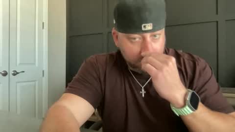 Snapshot of redbull1414 chatting on January 27, 6:52 pm RedBull online show from January 27, 6:52 pm