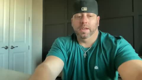 Snapshot of redbull1414 chatting on February 3, 2:24 pm RedBull online show from February 3, 2:24 pm