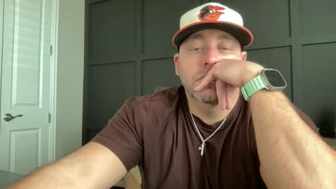 Snapshot of redbull1414 chatting on February 25, 11:33 pm RedBull online show from February 25, 11:33 pm