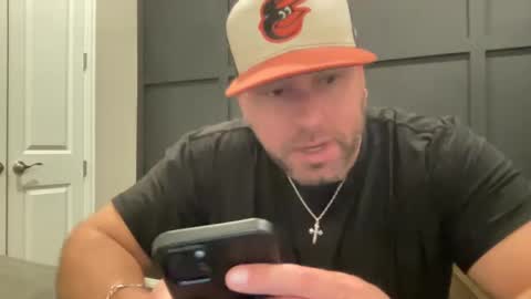 Snapshot of redbull1414 chatting on March 3, 1:42 pm RedBull online show from March 3, 1:42 pm