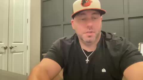 Snapshot of redbull1414 chatting on October 14, 1:01 pm RedBull online show from October 14, 1:01 pm