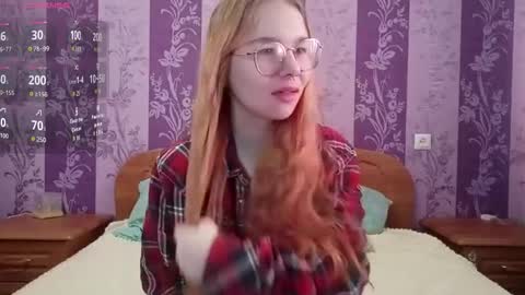 Mia online show from February 4, 3:12 am