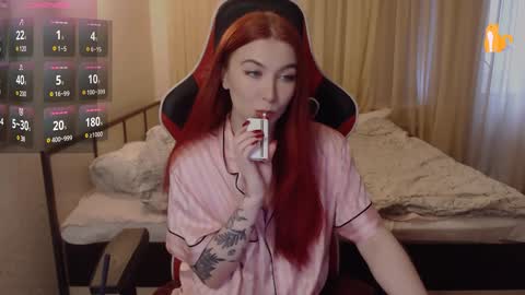 Lina online show from December 15, 11:12 am