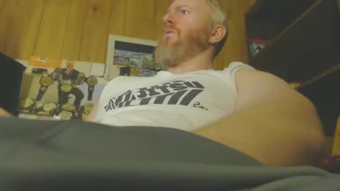 theredhead4fun online show from November 12, 6:19 pm