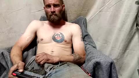 Snapshot of redheadlover828 chatting on February 15, 2:37 am Kevin online show from February 15, 2:37 am