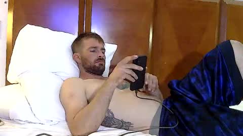 Snapshot of redheadlover828 chatting on October 28, 9:13 am Kevin online show from October 28, 9:13 am