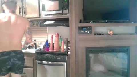 Snapshot of redinthebed chatting on December 16, 8:16 pm InkedGinger online show from December 16, 8:16 pm