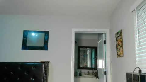 Snapshot of redinthebed chatting on December 18, 7:09 pm InkedGinger online show from December 18, 7:09 pm