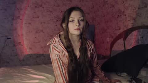 Snapshot of redmoonhead chatting on February 15, 12:54 pm Ana online show from February 15, 12:54 pm