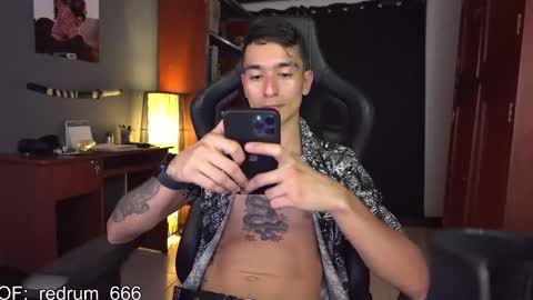 Snapshot of redrum_696 chatting on February 26, 6:00 pm Red online show from February 26, 6:00 pm