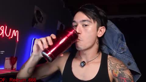 Snapshot of redrum_696 chatting on October 14, 5:36 pm Red online show from October 14, 5:36 pm