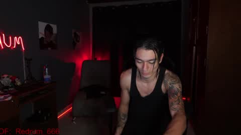 Red online show from March 30, 6:42 pm