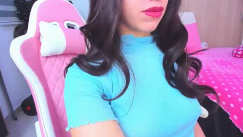 redski77 online show from February 5, 6:13 am